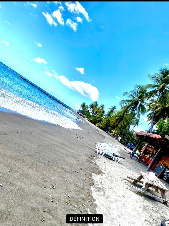 Maenorah 30S De La Belle Plage Carbetienne Apartment Le Carbet Bagian luar foto